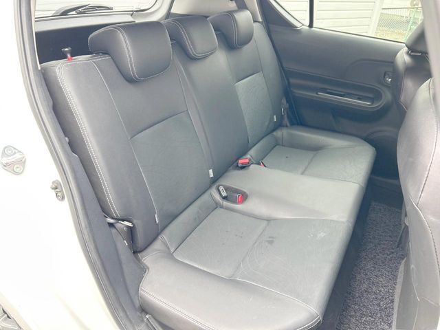 TOYOTA AQUA 2015 Image 31