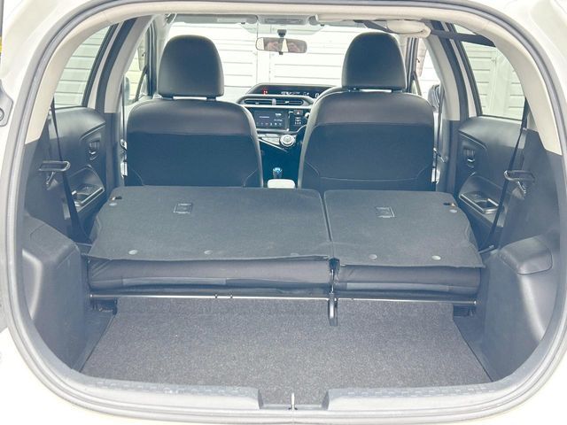 TOYOTA AQUA 2015 Image 31