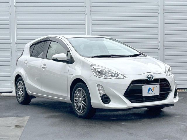 TOYOTA AQUA 2015 Image 31