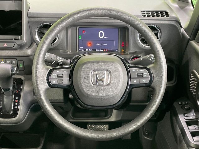 HONDA N BOX CUSTOM 2025 Image 31