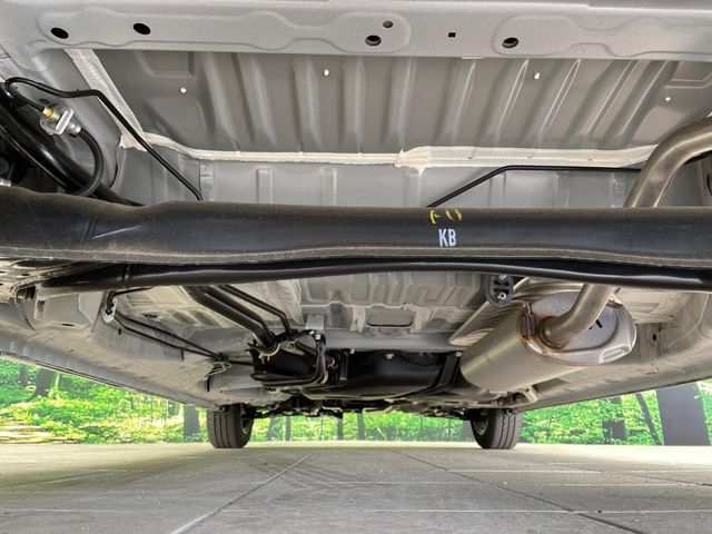 HONDA N BOX CUSTOM 2025 Image 31