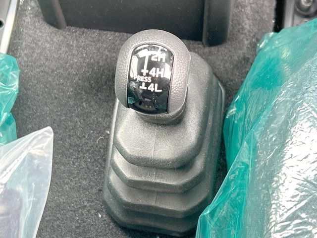 SUZUKI JIMNY NOMADE 2026 Image 31