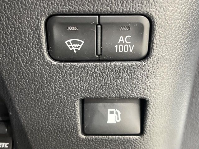 TOYOTA PRIUS 4WD 2019 Image 31