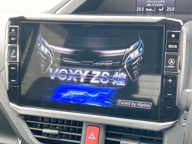 TOYOTA VOXY HYBRID 2019 Image 31