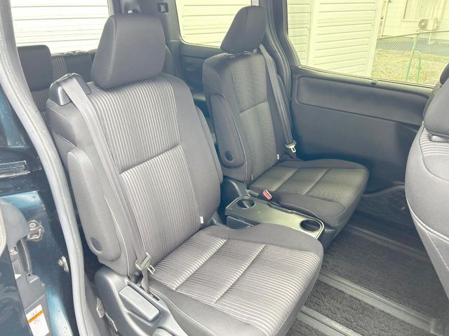 TOYOTA VOXY HYBRID 2019 Image 31