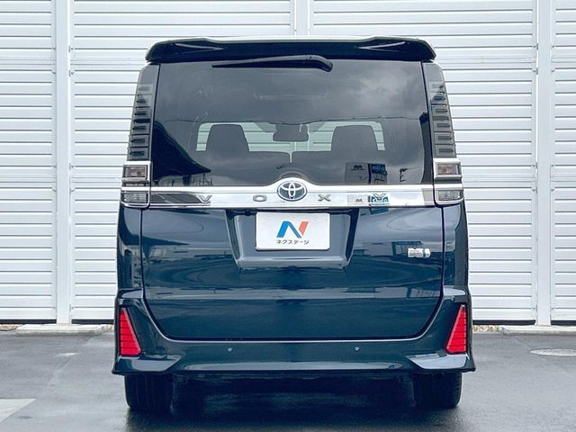 TOYOTA VOXY HYBRID 2019 Image 31