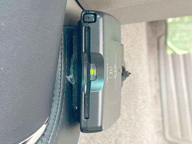 TOYOTA MARK X 2005 Image 31