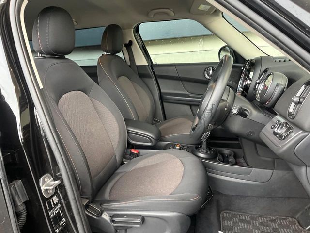 BMW MINI ONE CROSSOVER 2020 Image 31