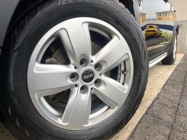 BMW MINI ONE CROSSOVER 2020 Image 31