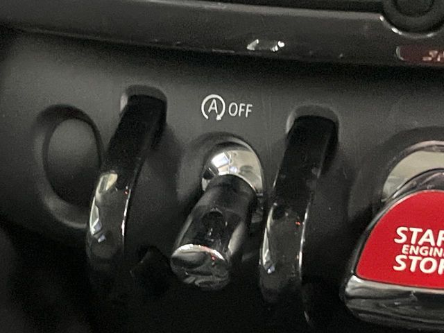 BMW MINI ONE CROSSOVER 2020 Image 31