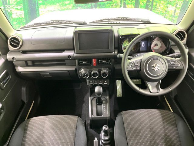 SUZUKI JIMNY NOMADE 2026 Image 31