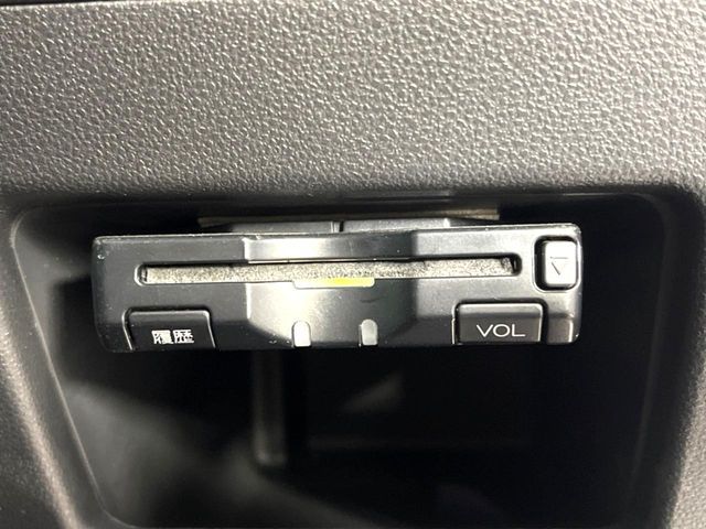 DAIHATSU TANTO CUSTOM 2015 Image 31