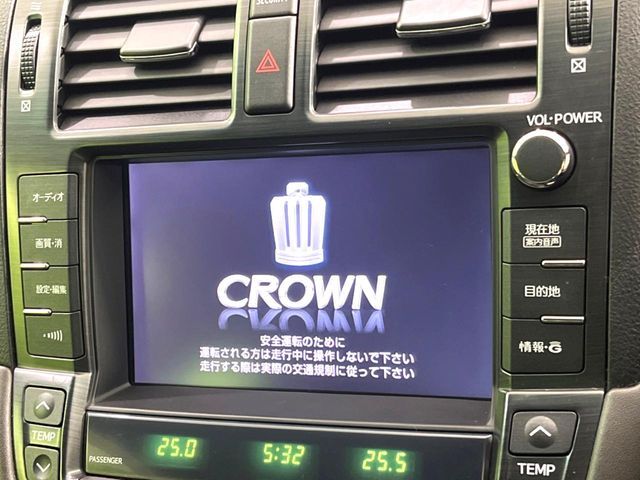 TOYOTA CROWN SEDAN 2011 Image 31
