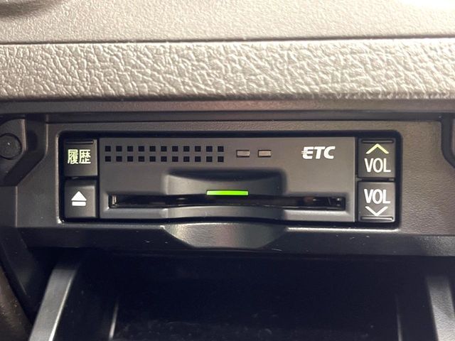 TOYOTA CROWN SEDAN 2011 Image 31