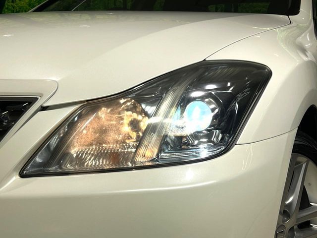 TOYOTA CROWN SEDAN 2011 Image 31