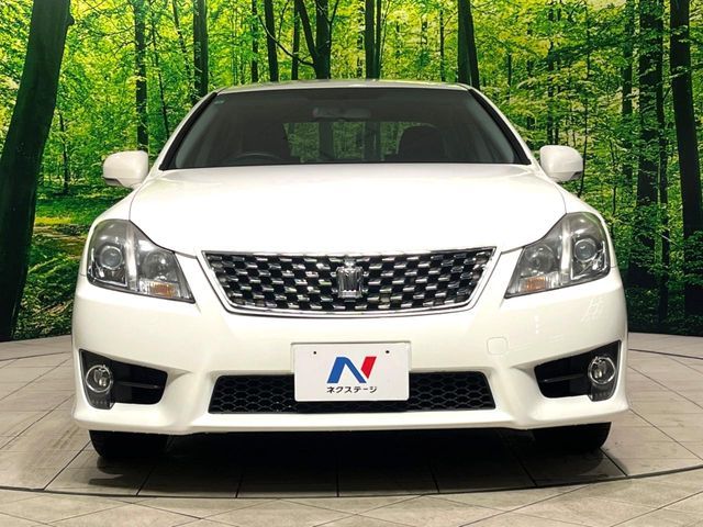 TOYOTA CROWN SEDAN 2011 Image 31