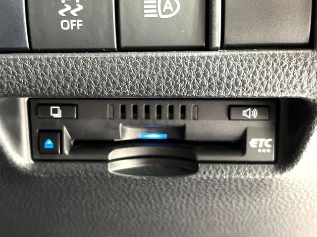 TOYOTA HARRIER HYBRID 2021 Image 31