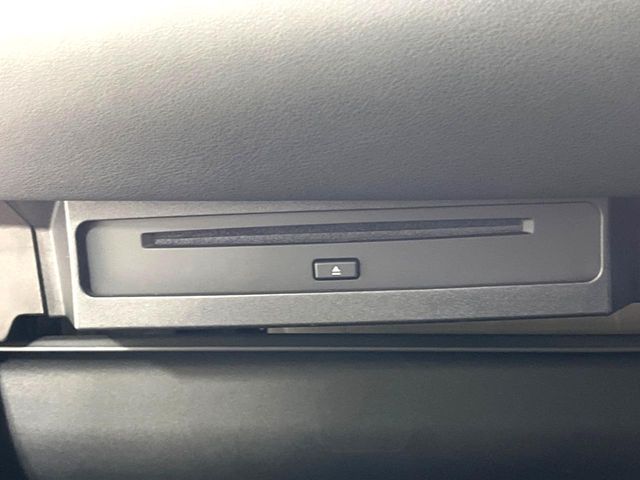 TOYOTA VOXY HYBRID 2023 Image 31