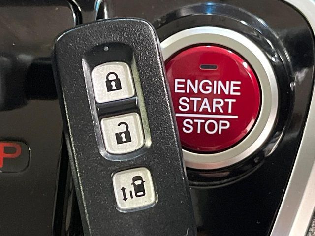 HONDA N BOX 2017 Image 31