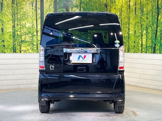 HONDA N BOX 2017 Image 31
