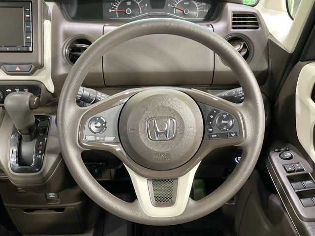 HONDA N BOX 2022 Image 31
