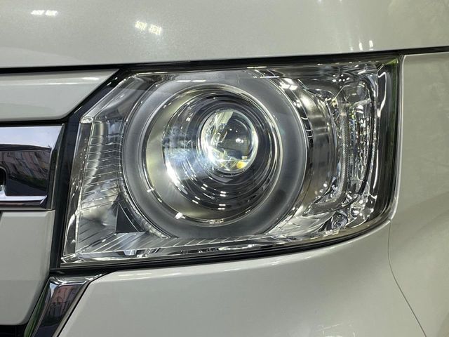 HONDA N BOX 2022 Image 31