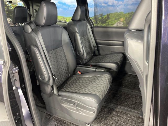 TOYOTA VOXY HYBRID 2023 Image 31