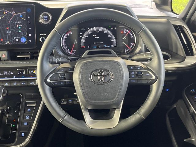 TOYOTA VOXY 2023 Image 31