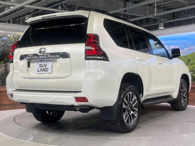 TOYOTA LANDCRUISER PRADO 2022 Image 31