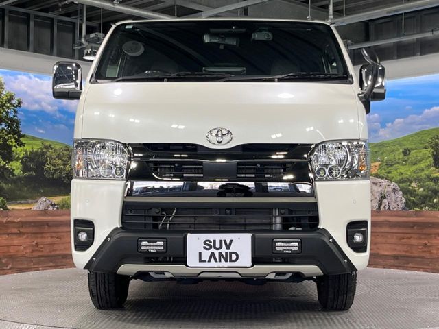 TOYOTA HIACE VAN 4WD 2024 Image 31