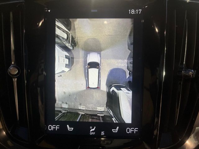 VOLVO V60 2019 Image 31