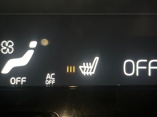 VOLVO V60 2019 Image 31