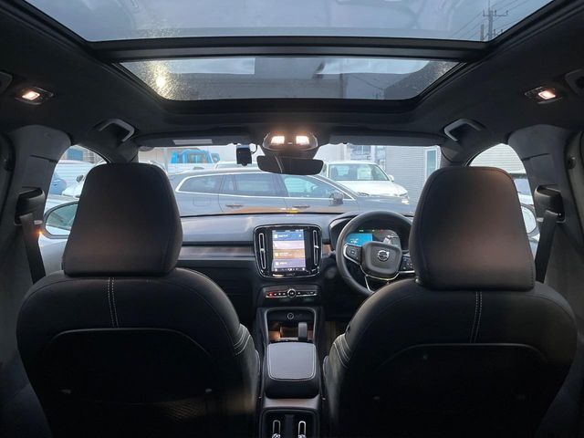 VOLVO XC40 2023 Image 31