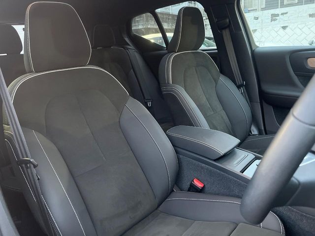 VOLVO XC40 2023 Image 31