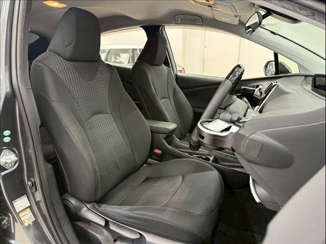 TOYOTA PRIUS 2016 Image 31