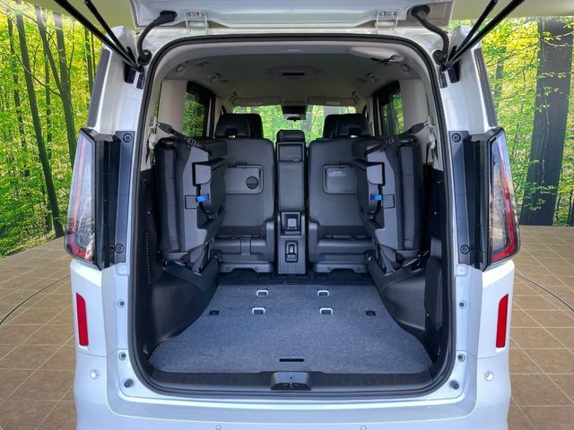 NISSAN SERENA  WG 2023 Image 31