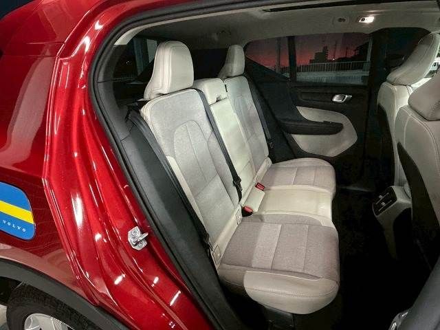 VOLVO XC40 2018 Image 31