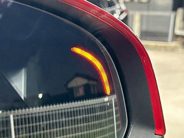 VOLVO XC40 2018 Image 31