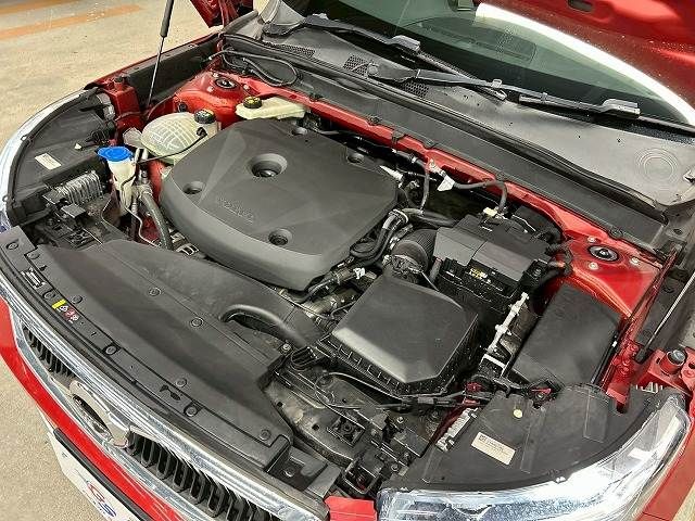 VOLVO XC40 2018 Image 31