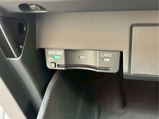 AUDI RS5 2024 Image 31