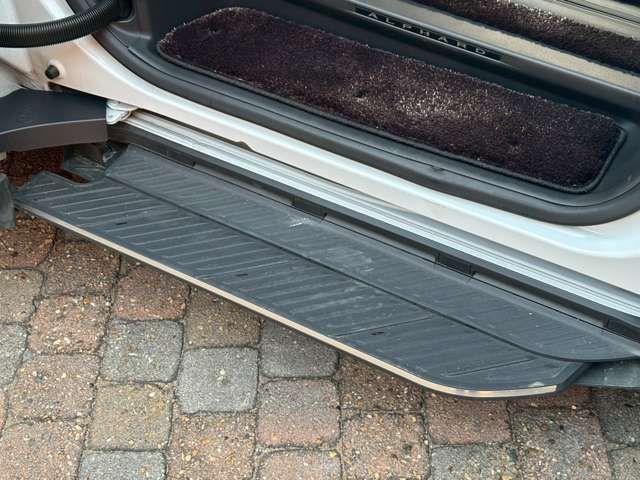 TOYOTA ALPHARD HYBRID 2025 Image 31