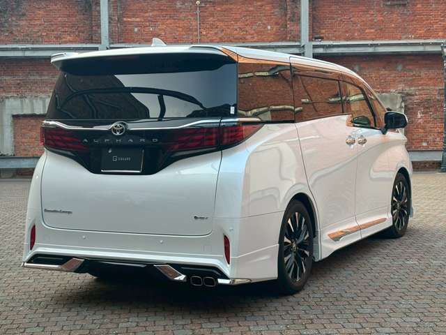 TOYOTA ALPHARD HYBRID 2025 Image 31