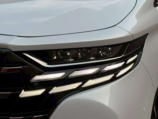 TOYOTA ALPHARD HYBRID 2025 Image 31