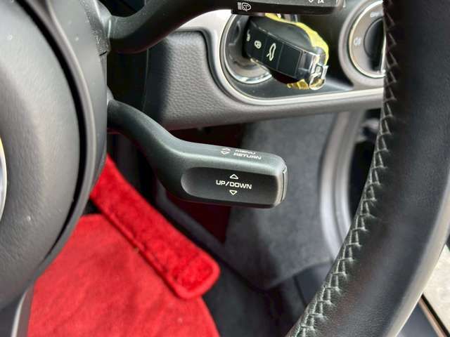 PORSCHE 911 2019 Image 31