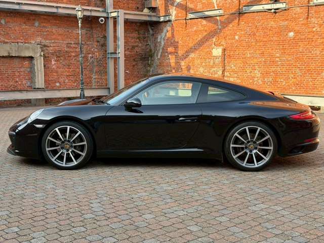 PORSCHE 911 2019 Image 31