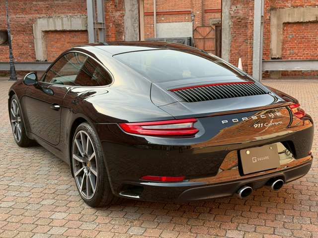 PORSCHE 911 2019 Image 31