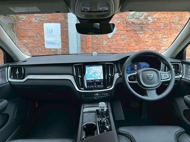 VOLVO V60 2025 Image 31