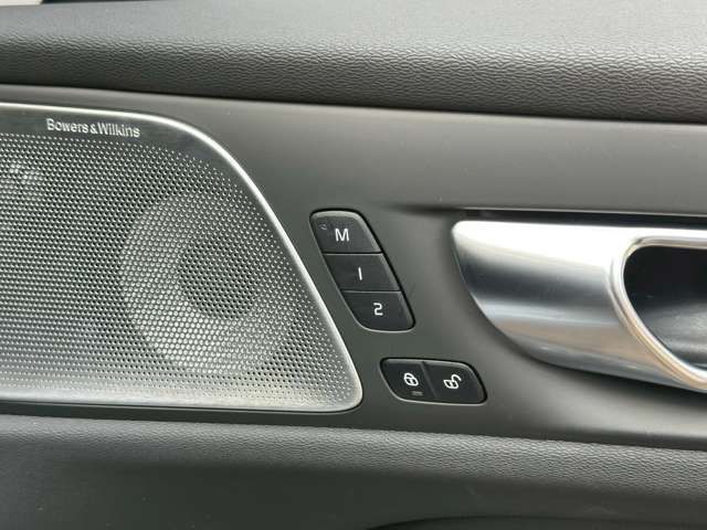 VOLVO V60 2025 Image 31