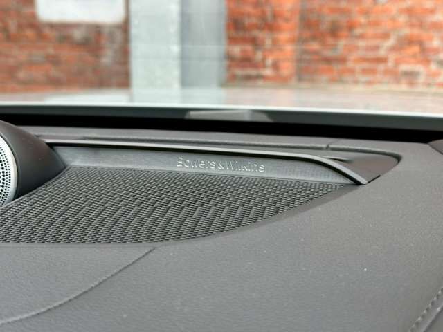 VOLVO V60 2025 Image 31