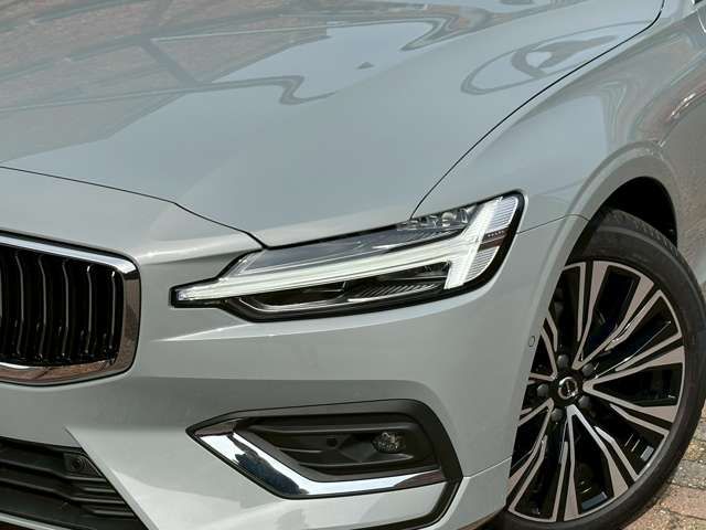 VOLVO V60 2025 Image 31